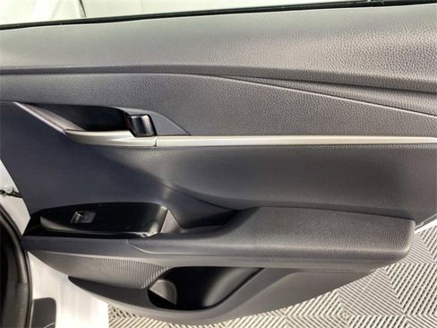 Used 2026 Toyota Camry SE w/ Convenience Package image 25