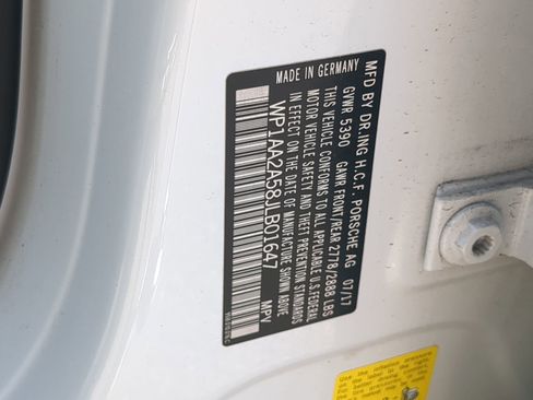 Used 2018 Porsche Macan image 64