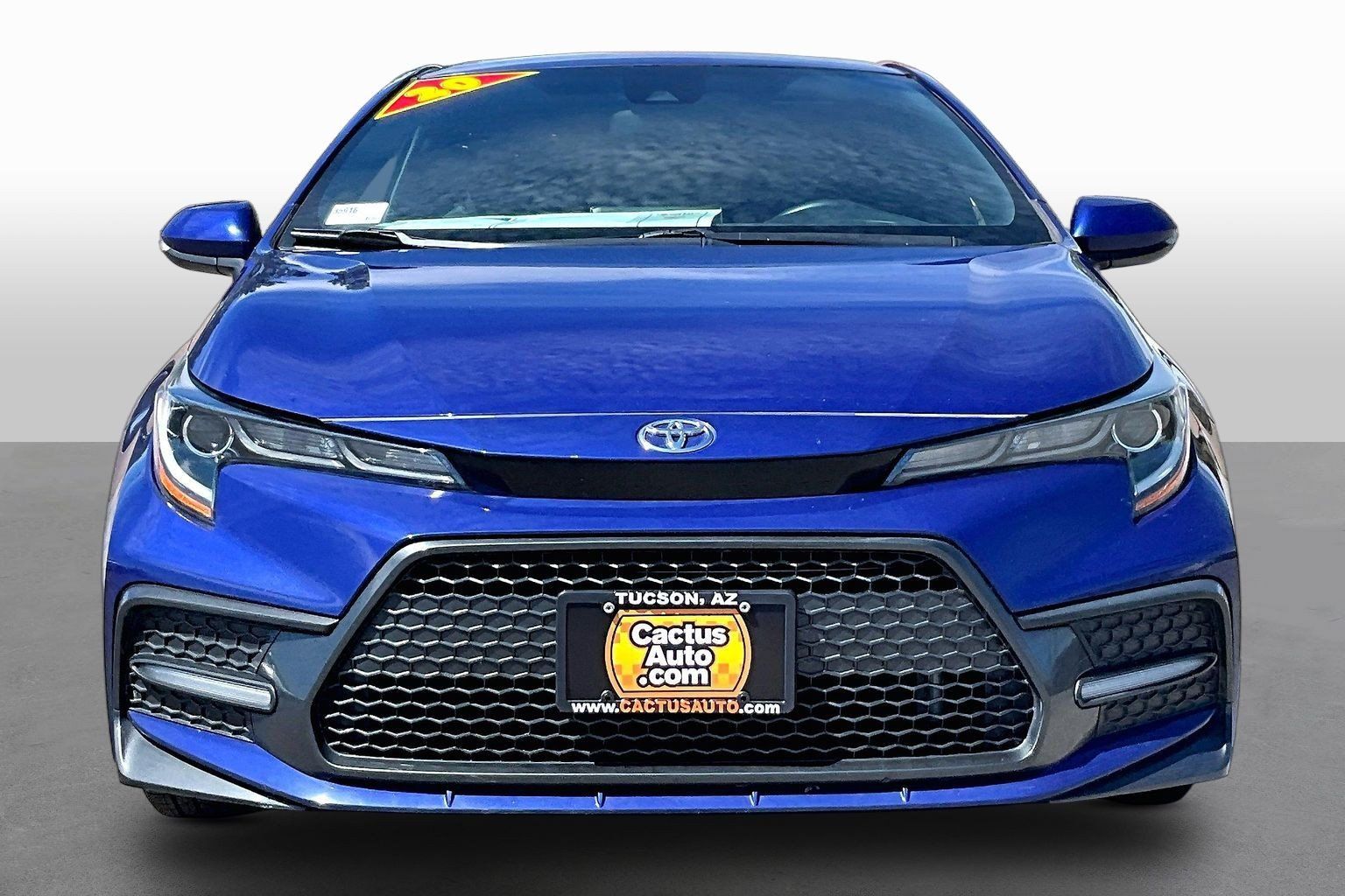 Used 2020 Toyota Corolla SE w/ SE Premium Package FWD image 3