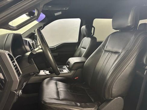 Used 2019 Ford F150 XLT w/ Equipment Group 302A Luxury AWD/4WD image 15