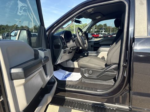 Used 2019 Ford F150 XL w/ Equipment Group 101A Mid image 9