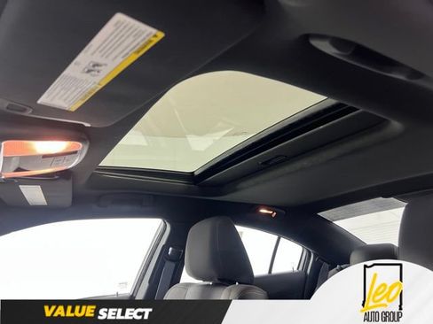 Used 2015 Dodge Charger SXT AWD/4WD image 12