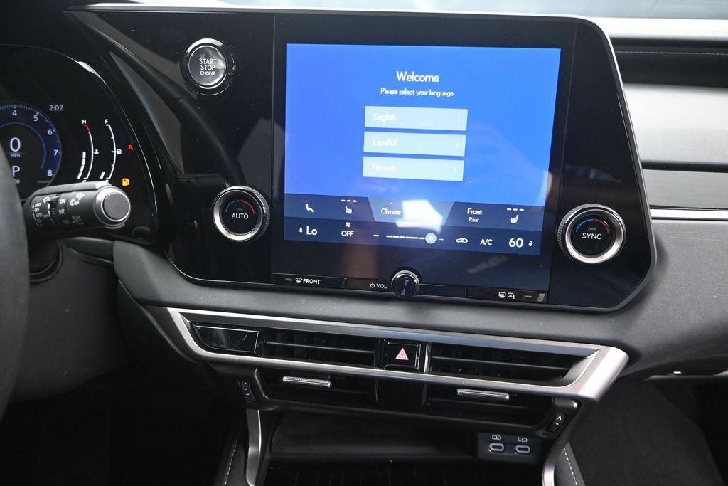 Used 2024 Lexus RX 350 FWD w/ Technology Package image 28