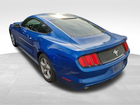 Used 2017 Ford Mustang Coupe RWD image 14