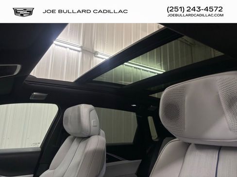 New 2026 Cadillac Lyriq Premium Sport image 29