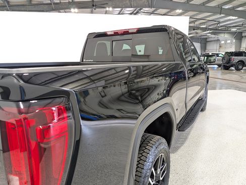 Used 2025 GMC Sierra 1500 AT4 w/ AT4 Premium Package image 3