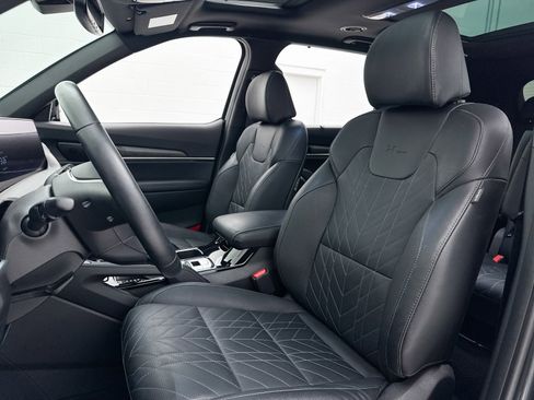 Used 2024 Kia Telluride SX X-Line image 23