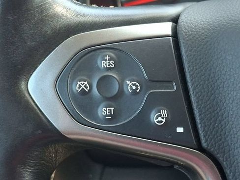 Used 2015 Chevrolet Silverado 1500 LTZ Z71 w/ LTZ Plus Package AWD/4WD image 22