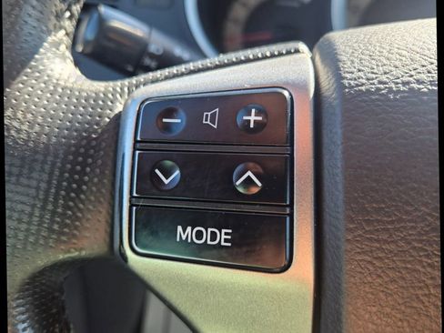 Used 2012 Toyota Tacoma PreRunner image 22