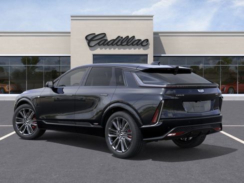 New 2026 Cadillac Lyriq V AWD/4WD image 27