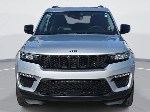 Used 2023 Jeep Grand Cherokee Limited w/ Black Appearance Package image 2