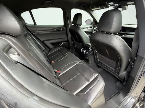 Used 2022 Alfa Romeo Stelvio Sprint RWD image 27