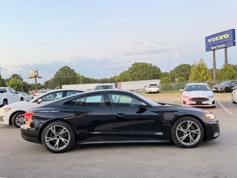 Used 2023 Audi e-tron GT Premium Plus AWD/4WD image 5