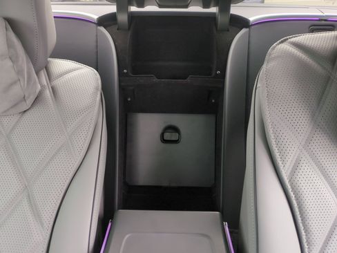 Used 2025 Mercedes-Benz Maybach S 580 4MATIC image 26