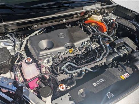 Used 2025 Toyota RAV4 LE image 21