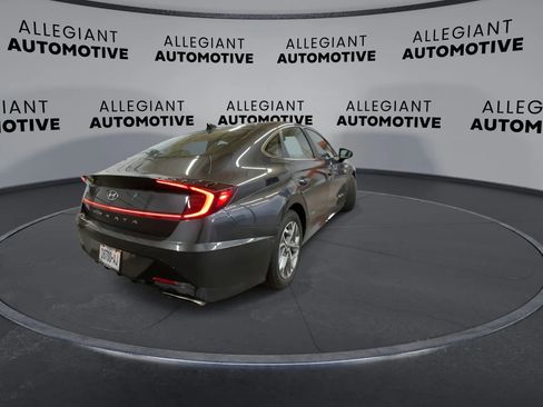 Used 2020 Hyundai Sonata SEL w/ Cargo Package image 9