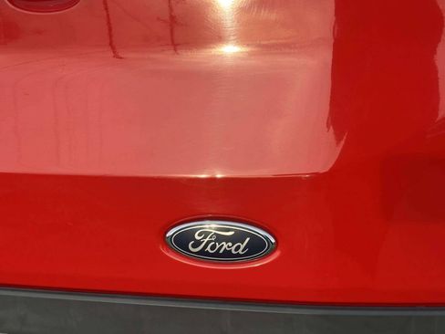 Used 2016 Ford Transit 150 XL image 34