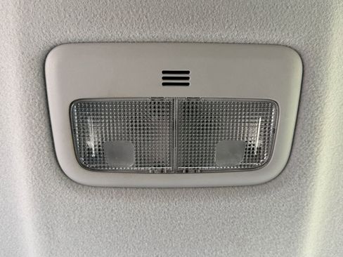 Used 2014 Scion xB FWD image 26