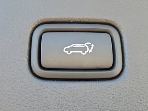 Used 2025 Hyundai Palisade SEL FWD image 10