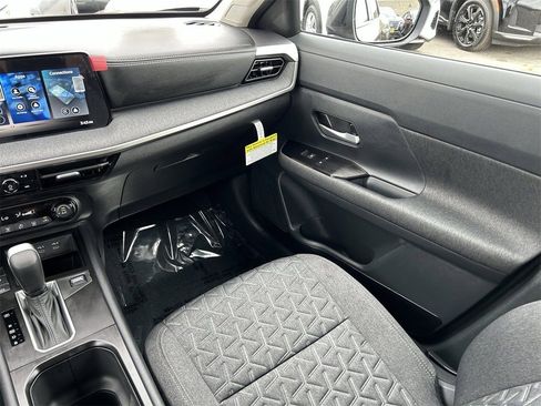 New 2026 Nissan Kicks SV FWD image 18