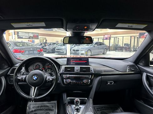 Used 2018 BMW M3 image 37