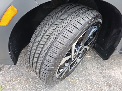 Used 2022 Hyundai Kona Limited FWD image 37