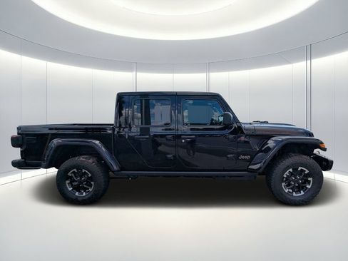 New 2026 Jeep Gladiator Rubicon AWD/4WD image 3