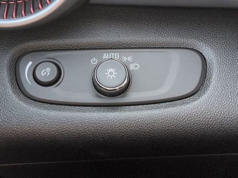 New 2026 Chevrolet Trax RS w/ Driver Confidence Package FWD image 18