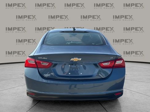 Used 2025 Chevrolet Malibu LT FWD image 4