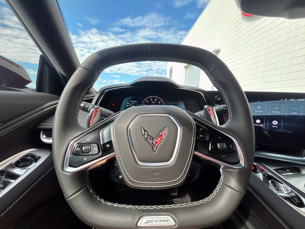 Used 2025 Chevrolet Corvette Z06 RWD image 28