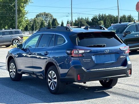 Used 2022 Subaru Outback Premium image 26