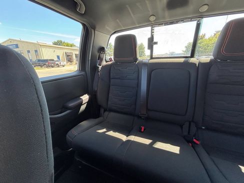 Used 2026 Nissan Frontier PRO-4X AWD/4WD image 38