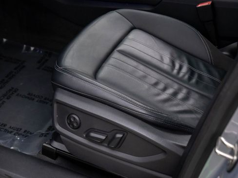 Used 2023 Audi Q5 2.0T Premium Plus w/ Premium Plus Package image 15