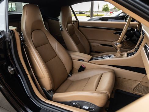 Used 2017 Porsche 911 Carrera RWD image 39