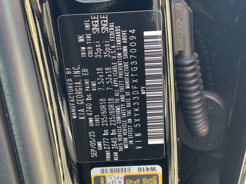 New 2026 Kia Sportage EX w/ EX Panorama Roof Package image 35