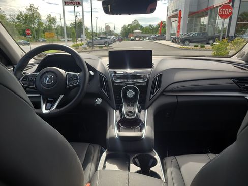 Used 2025 Acura RDX SH-AWD w/ Technology Package image 18