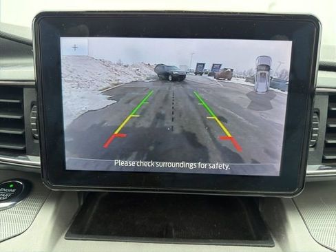 Used 2021 Ford Explorer XLT w/ Equipment Group 202A image 29