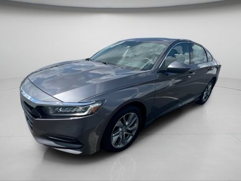 Used 2018 Honda Accord LX image 9