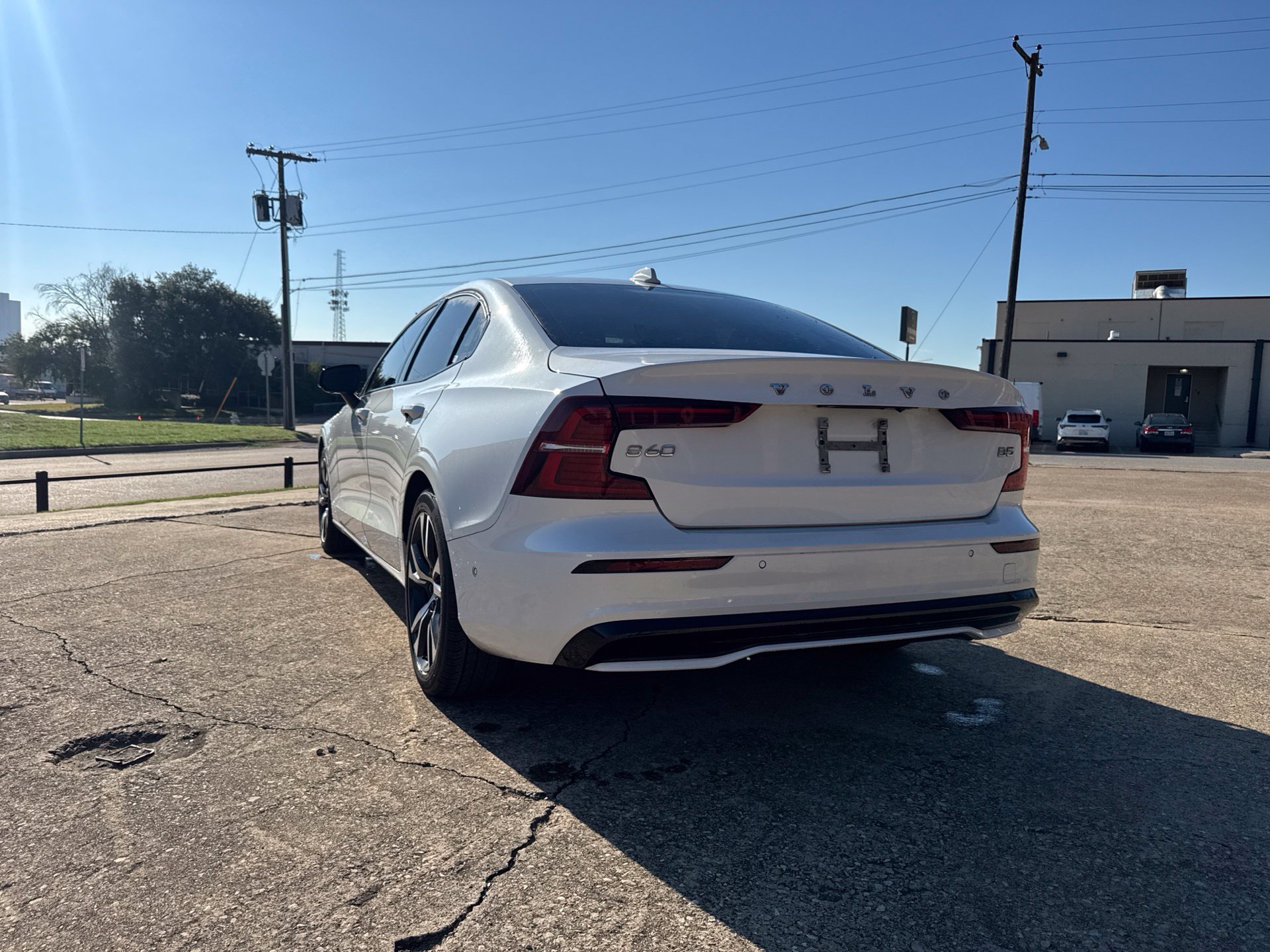 Used 2024 Volvo S60 B5 Plus FWD image 7