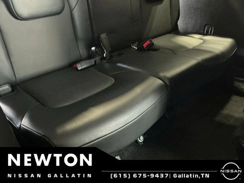 Used 2021 Nissan Armada SV RWD image 18