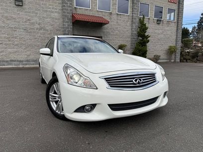 Used 2011 INFINITI G37 Journey w/ Premium Pkg