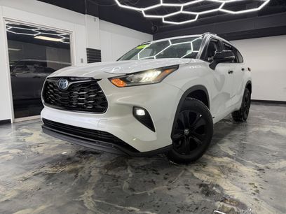Used 2024 Toyota Highlander XLE