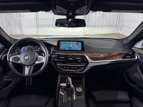Used 2019 BMW M550i xDrive AWD/4WD image 26