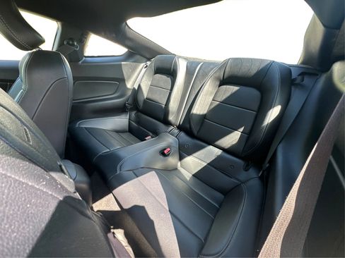 Used 2016 Ford Mustang GT Premium RWD image 14