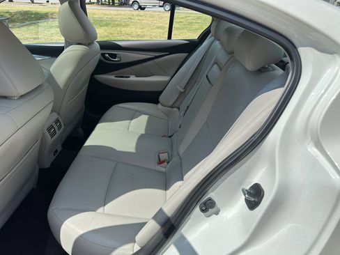 Used 2022 INFINITI Q50 Luxe w/ Cargo Package RWD image 11