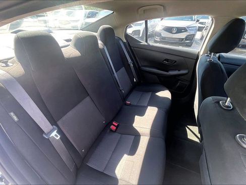 Used 2025 Nissan Sentra SV FWD image 37