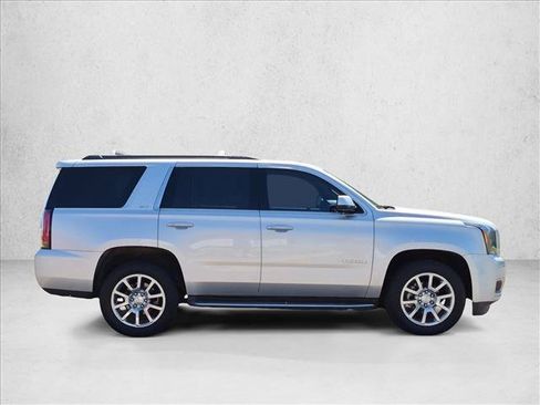 Used 2016 GMC Yukon SLT w/ Open Road Package AWD/4WD image 4