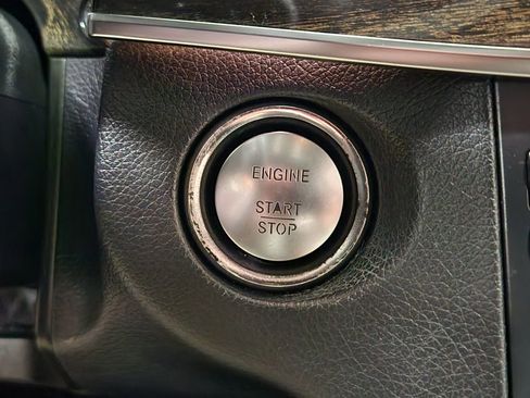 Used 2014 Mercedes-Benz E 350 4MATIC Luxury Wagon image 42