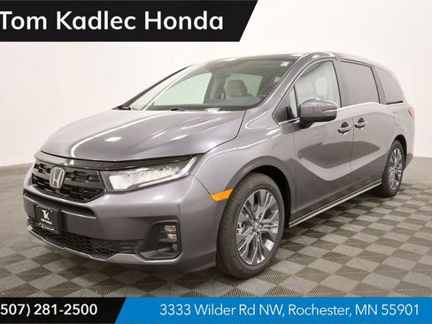 New 2026 Honda Odyssey Touring image 1
