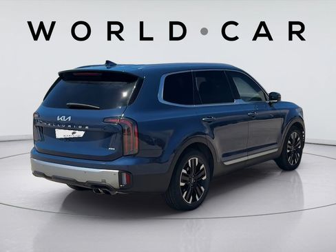 Used 2023 Kia Telluride AWD image 7